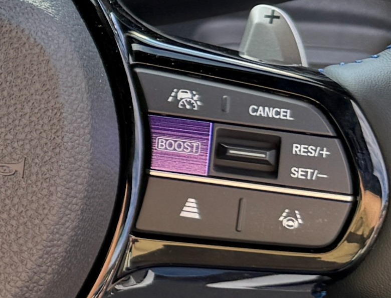 Honda Super-One Prototype's steering wheel buttons