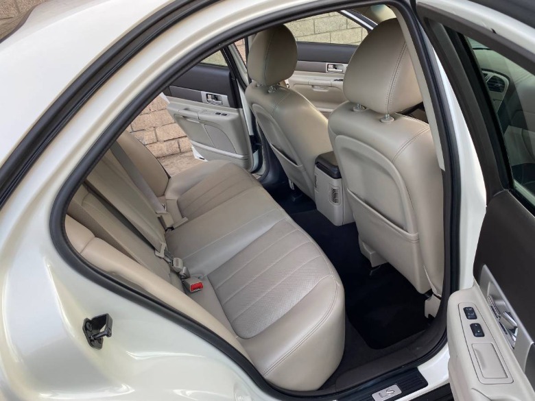 2003 Lincoln LS V8 back seat image