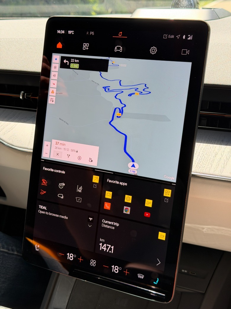Center screen of a Polestar 5