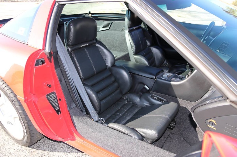 1991 Chevrolet Corvette ZR1 interior image